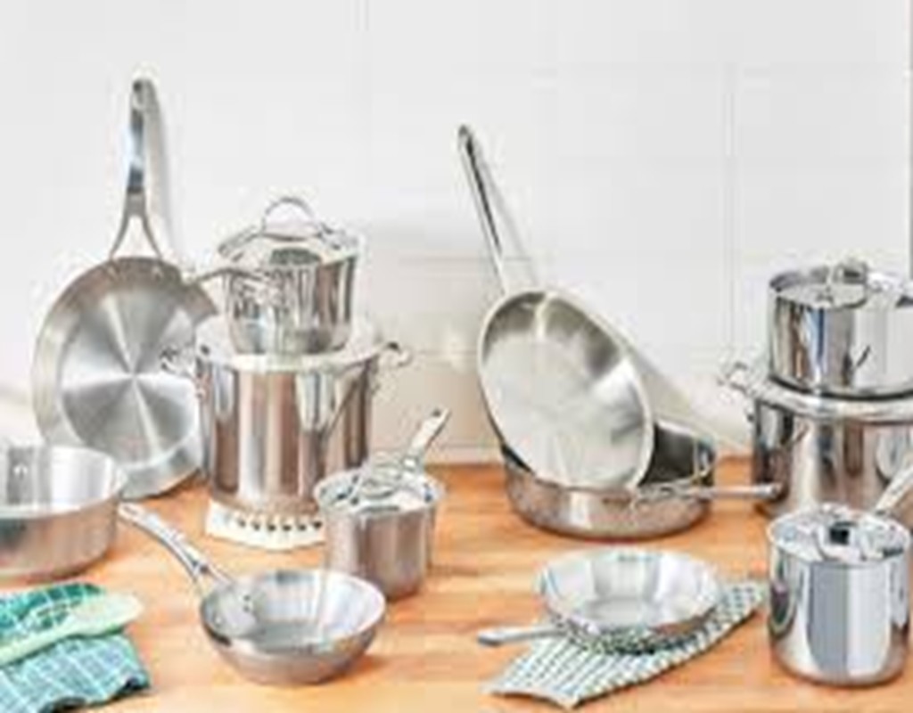 kitchenware and cookware
